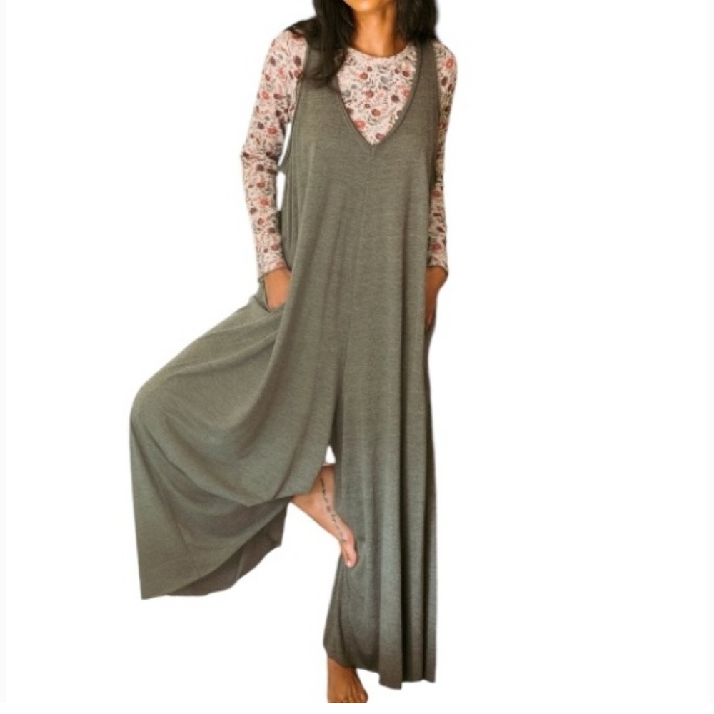 Natural Life Knit V-Neck Jumpsuit